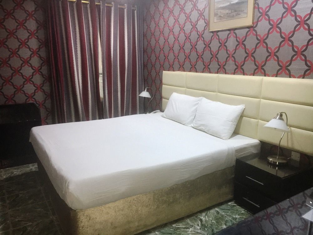 West Hotel Dubai Buitenkant foto