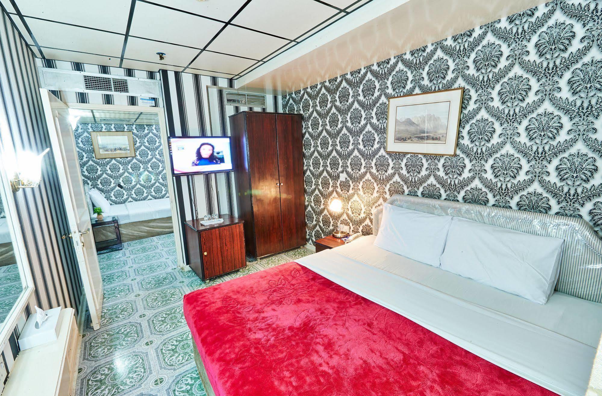 West Hotel Dubai Buitenkant foto